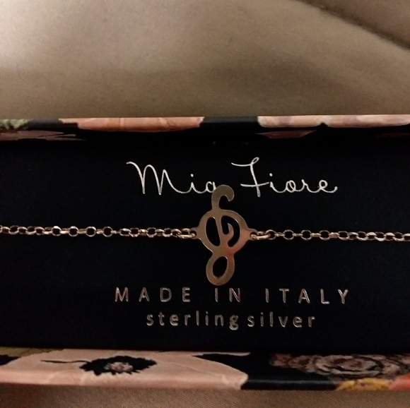 Bracelet - Picture 2 of 2